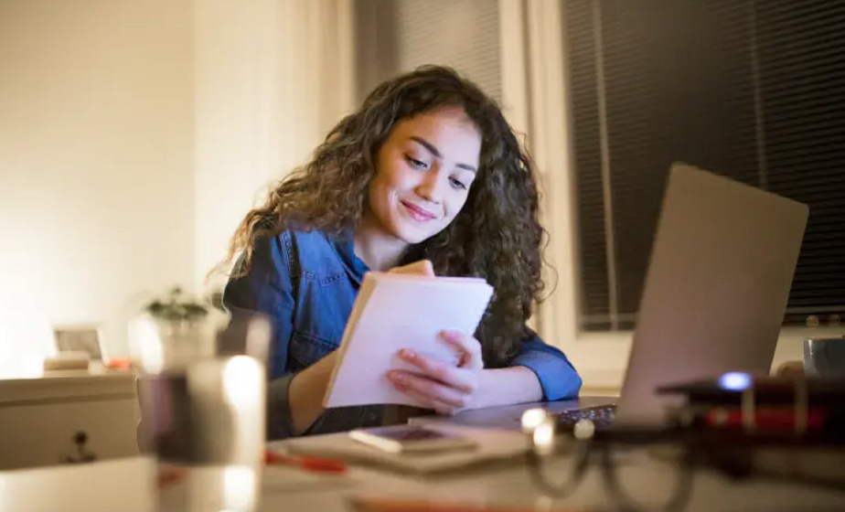 Working with Professional ebook Writers Helps Improve Storytelling Clarity